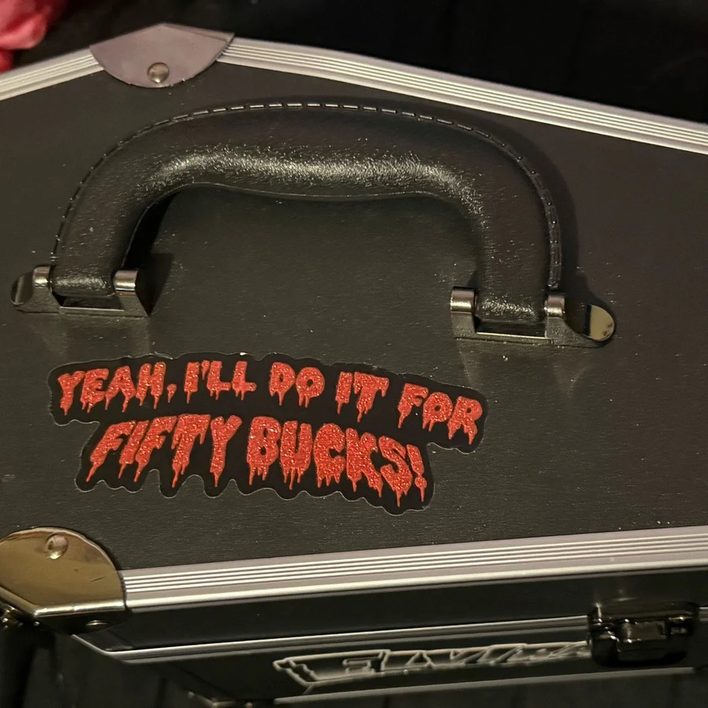 Elvira Black Makeup Case - Picture 2 of 8
